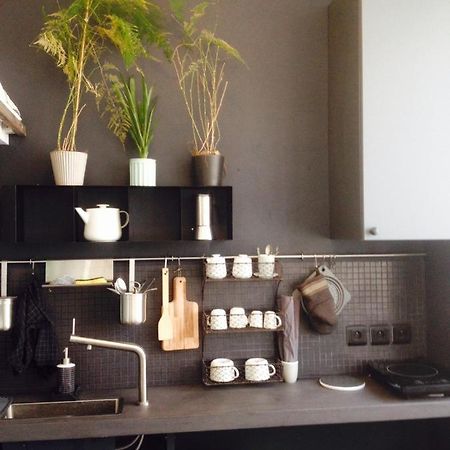 Small Arty Studio Menilmontant Paris Luaran gambar