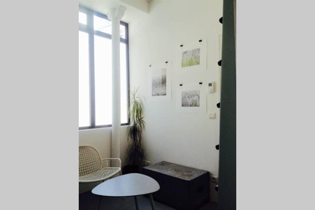 Small Arty Studio Menilmontant Paris Luaran gambar